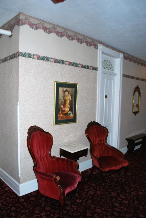 The Historic Park Hotel プットインベイ エクステリア 写真
