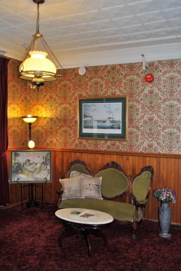The Historic Park Hotel プットインベイ エクステリア 写真